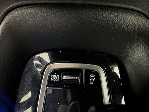 Used 2024 Toyota Corolla SE FWD image 19