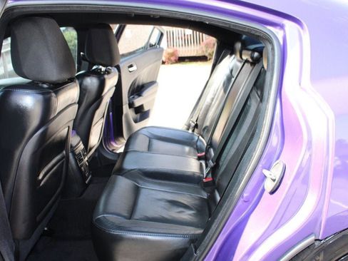 Used 2016 Dodge Charger R/T w/ Plus Group image 18