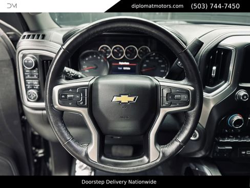 Used 2021 Chevrolet Silverado 1500 LTZ AWD/4WD image 30