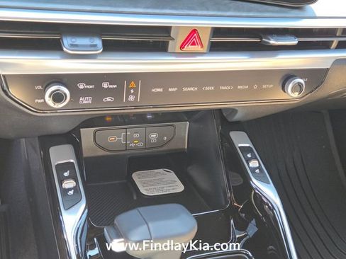 New 2026 Kia Sorento SX Prestige AWD/4WD image 18