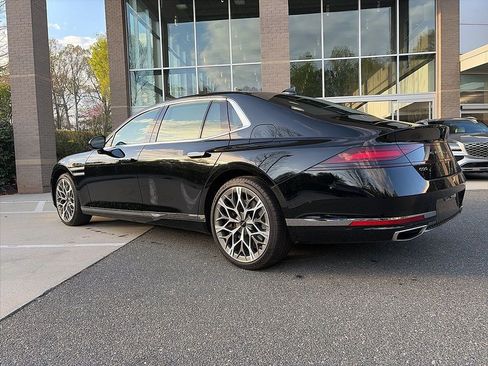 Used 2025 Genesis G90 3.5T image 5