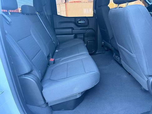 Used 2021 Chevrolet Silverado 1500 LT AWD/4WD image 34