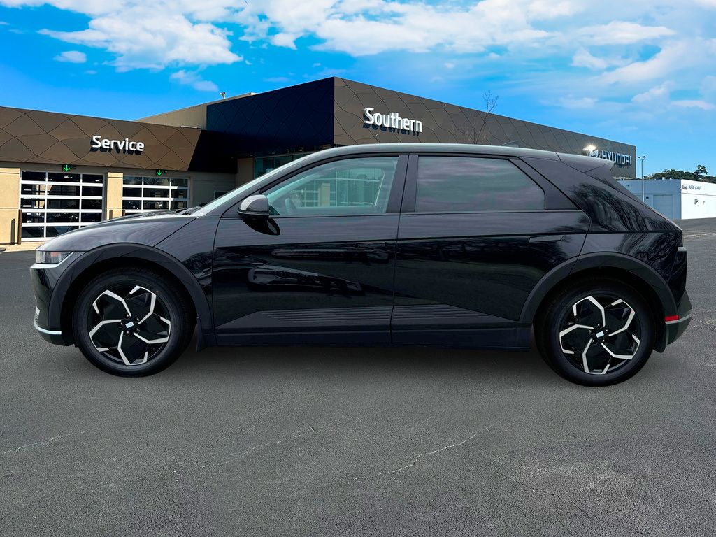 New 2024 Hyundai Ioniq 5 SEL AWD/4WD image 3