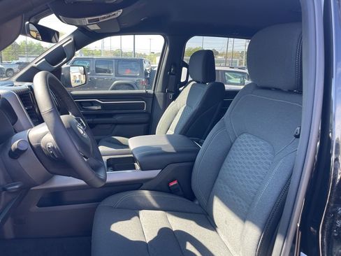 New 2026 RAM 1500 Big Horn AWD/4WD image 16