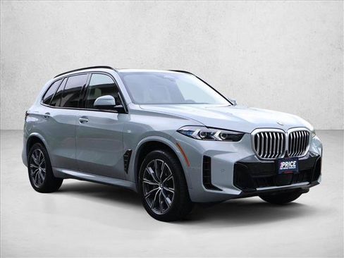 Used 2026 BMW X5 xDrive40i w/ M Sport Package AWD/4WD image 4