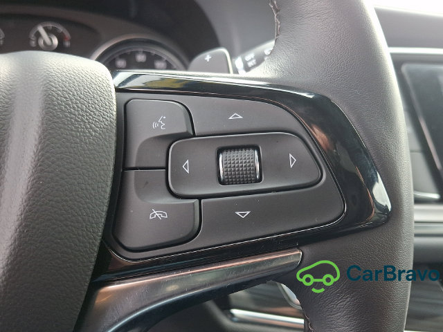 Certified 2024 Buick Enclave Essence AWD/4WD image 24
