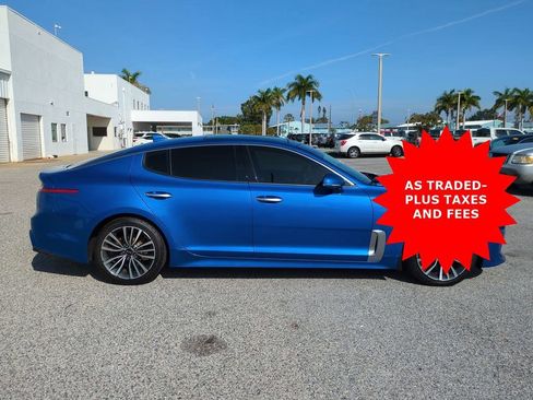 Used 2019 Kia Stinger Premium image 4