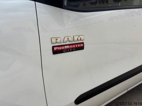Used 2020 RAM ProMaster City Tradesman image 12