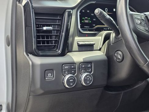 Used 2022 GMC Sierra 1500 AT4 w/ AT4 Premium Package AWD/4WD image 20