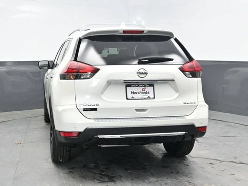 Used 2020 Nissan Rogue SL w/ Premium Package AWD/4WD image 5