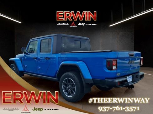 Used 2022 Jeep Gladiator Sport AWD/4WD image 5