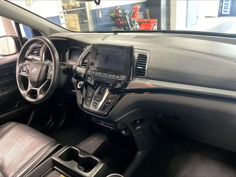 Used 2023 Honda Odyssey Elite image 14