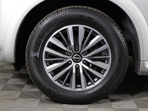 Used 2021 Nissan Armada SV w/ SV Appearance Package image 22