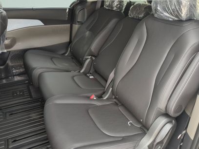 New 2026 Kia Carnival EX