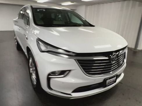 Certified 2023 Buick Enclave Premium w/ Experience Buick Package AWD/4WD image 3