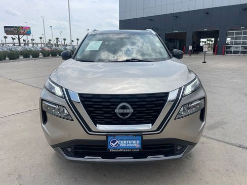 Certified 2022 Nissan Rogue SL w/ SL Premium Package AWD/4WD image 6