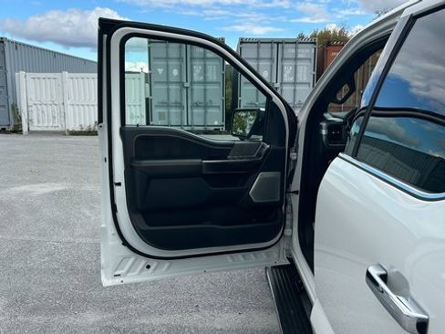 Used 2021 Ford F150 Platinum w/ Equipment Group 701A High image 14