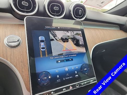 Used 2024 Mercedes-Benz C 300 Sedan image 3