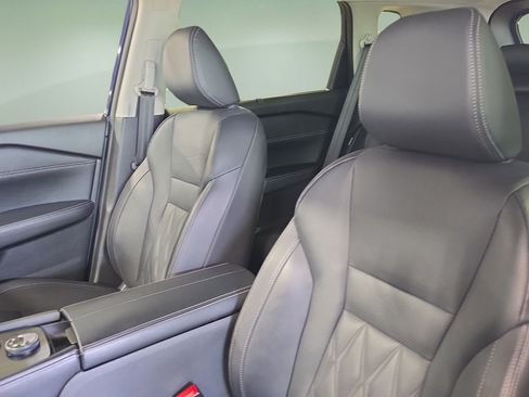 Used 2025 Nissan Rogue Platinum w/ Platinum Premium Package AWD/4WD image 14