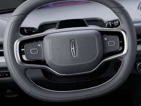 New 2027 Lincoln Navigator Premiere AWD/4WD image 13