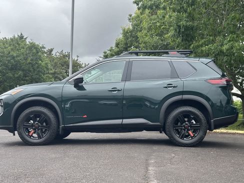New 2026 Nissan Rogue SV w/ Rock Creek Premium Package AWD/4WD image 4