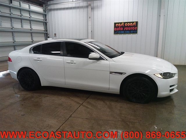 Used 2017 Jaguar XE RWD image 2