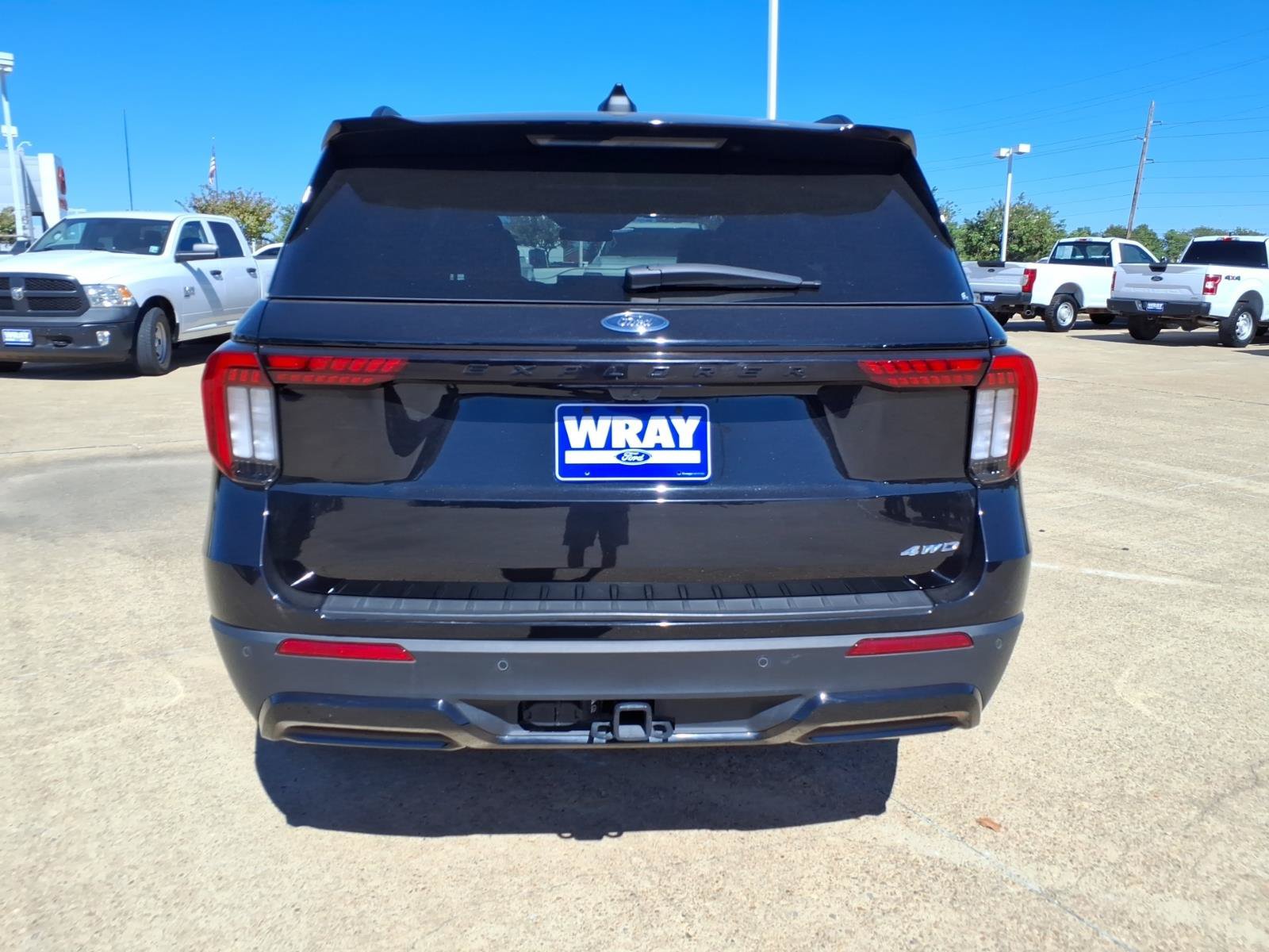 Used 2026 Ford Explorer ST-Line AWD/4WD image 3