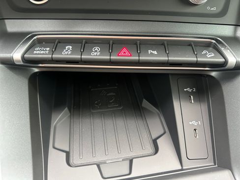 New 2025 Audi Q3 2.0T Premium image 20