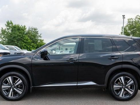 Used 2021 Nissan Rogue SL AWD/4WD image 9