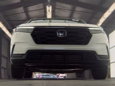 Used 2023 Honda CR-V LX image 3