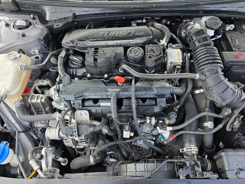 Used 2022 Hyundai Elantra N Line w/ Preferred Accessory Package image 10