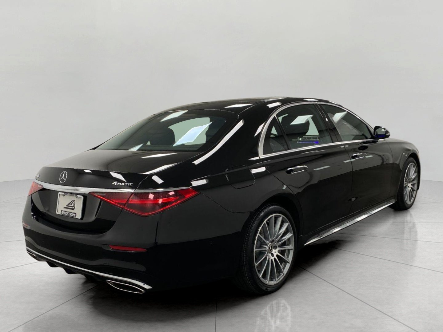 Certified 2023 Mercedes-Benz S 500 4MATIC image 3
