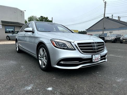 Used 2019 Mercedes-Benz S 560 4MATIC Sedan image 3