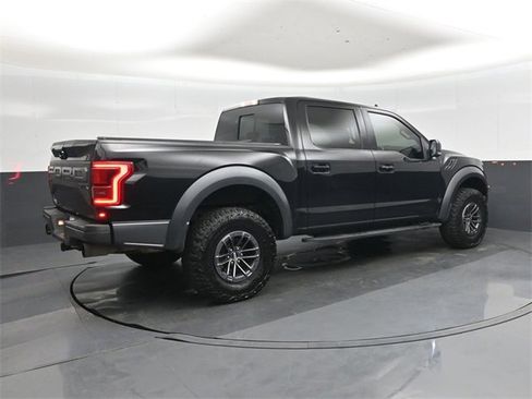 Used 2019 Ford F150 Raptor w/ Equipment Group 802A Luxury image 4