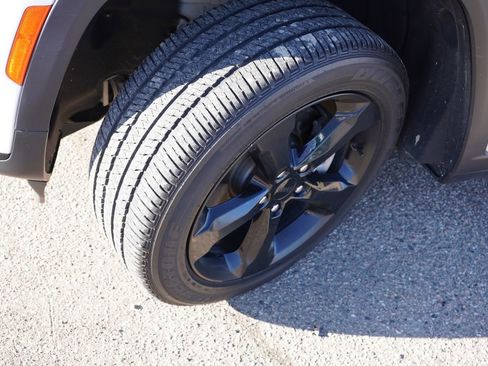 Certified 2023 Jeep Grand Cherokee L Laredo AWD/4WD image 13