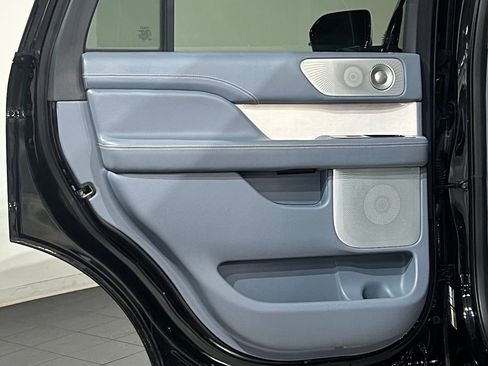 Used 2022 Lincoln Navigator Black Label AWD/4WD image 48