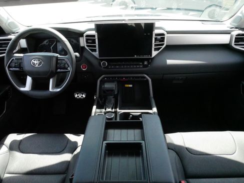 Used 2023 Toyota Tundra Limited w/ TRD Off-Road Package AWD/4WD image 10