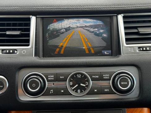 Used 2010 Land Rover Range Rover Sport HSE AWD/4WD image 13