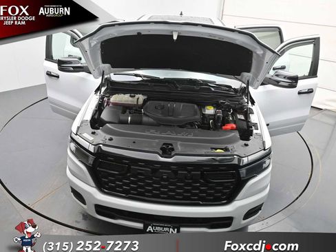 Used 2025 RAM 1500 Big Horn AWD/4WD image 35
