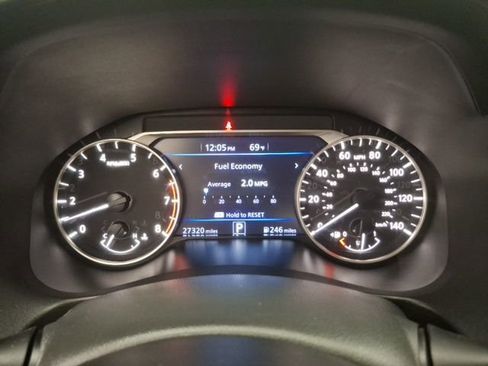 Used 2024 Nissan Altima 2.5 SR image 17