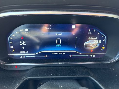 Used 2022 Chevrolet Tahoe Z71 w/ Max Trailering Package AWD/4WD image 12