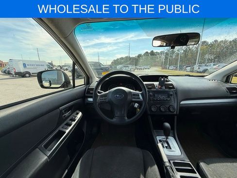 Used 2014 Subaru Crosstrek 2.0i Premium image 12