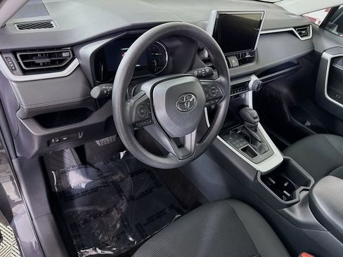 Certified 2025 Toyota RAV4 LE AWD/4WD image 17