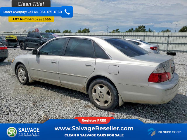 Used 2004 Toyota Avalon XLS w/ Premium Luxury Pkg FWD image 3