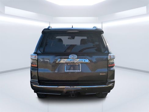 Used 2022 Toyota 4Runner Limited image 4