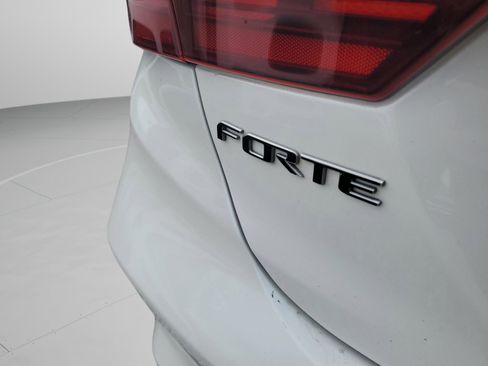 Certified 2023 Kia Forte GT image 9