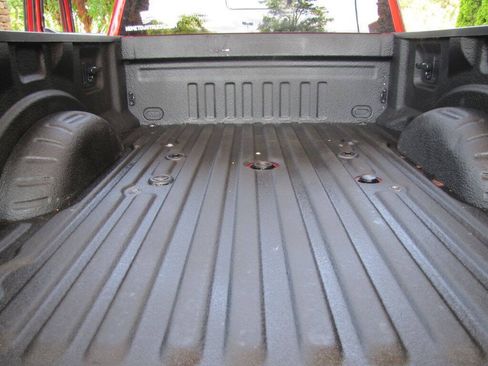Used 2017 Ford F250 Lariat w/ Lariat Value Package AWD/4WD image 31