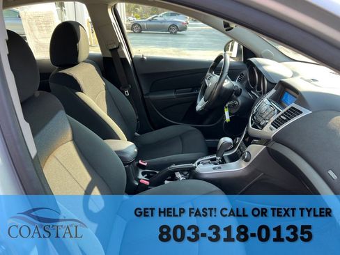 Used 2011 Chevrolet Cruze Eco image 24