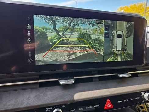Used 2024 Kia Carnival SX FWD image 18