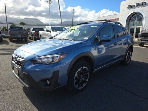 Used 2021 Subaru Crosstrek 2.0i Premium w/ Moonroof Package image 3
